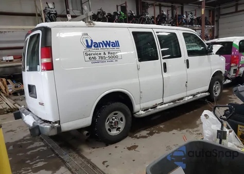 2015 GMC Savana 2500 Work Van из США, поврежденный, VIN 1GTW7FCF5F1904423